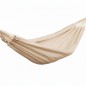 Hamac simple écru avec son pied en bois de mélèze Hamac simple écru avec son pied en bois de mélèze