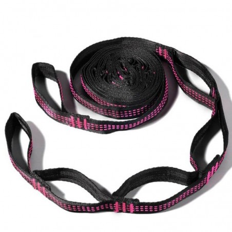 Une sangle d'accroche rose pour hamac