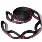 Une sangle d'accroche rose pour hamac