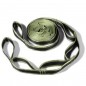 Une sangle d'accroche noire et verte Une sangle d'accroche noire et verte