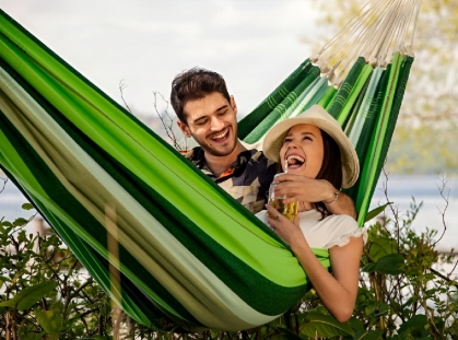 Le marché du lundi à Castillon-la-Bataille : nos hamac à découvrir